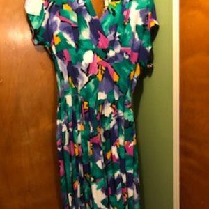 sz 16 ladies multi color sleeveless dress
